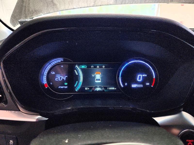 2022 KIA NIRO EV S 9