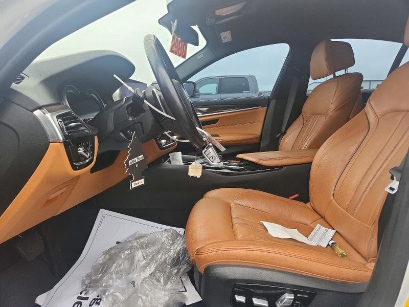 2019 BMW 530E 7