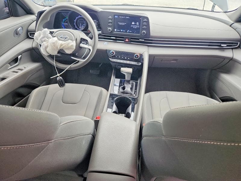 2021 HYUNDAI ELANTRA BLUE 8