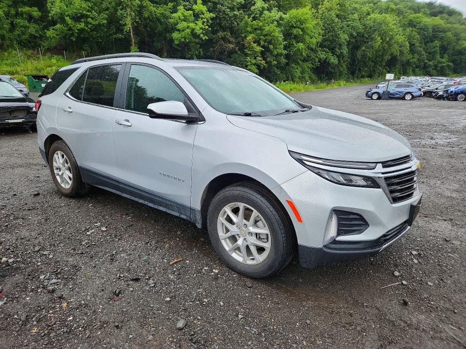 2022 CHEVROLET EQUINOX LT 4
