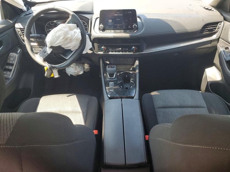 2026 NISSAN ROGUE SV 8