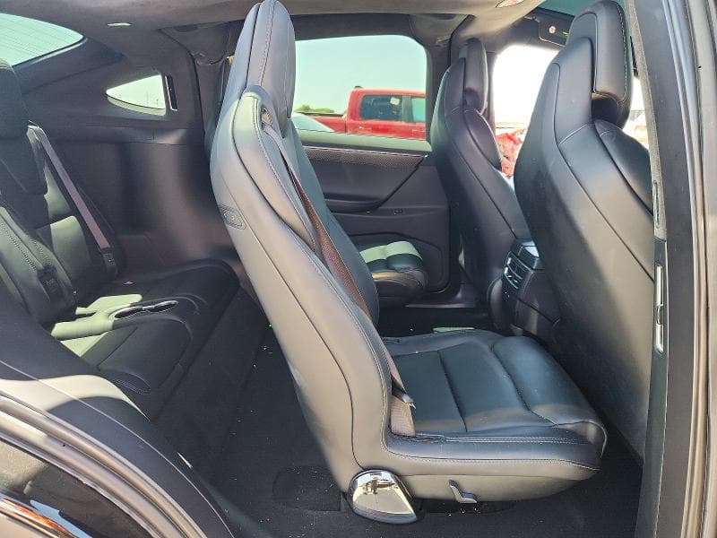 2018 TESLA MODEL X 11
