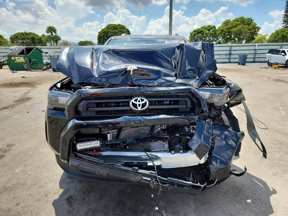 2026 TOYOTA 4RUNNER SR5 5