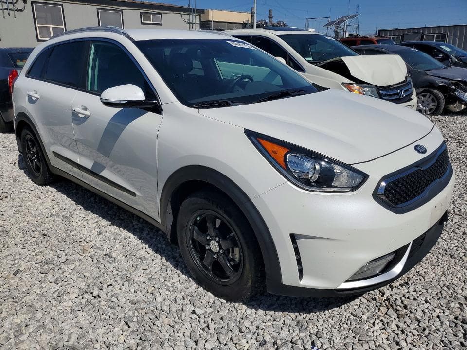 2019 KIA NIRO EX 4