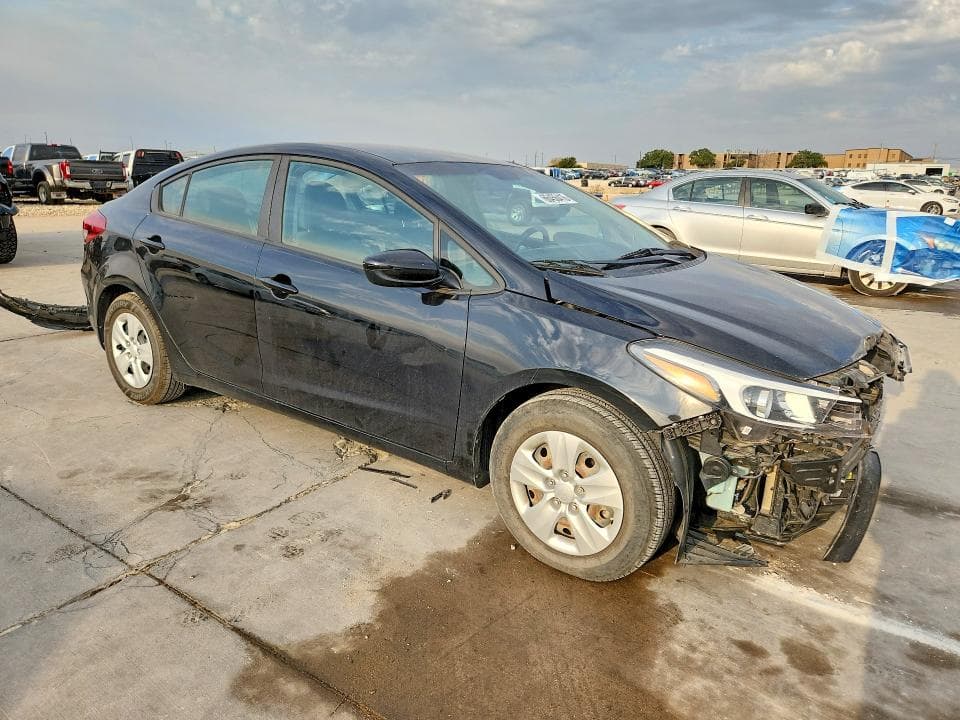 2017 KIA FORTE LX 4