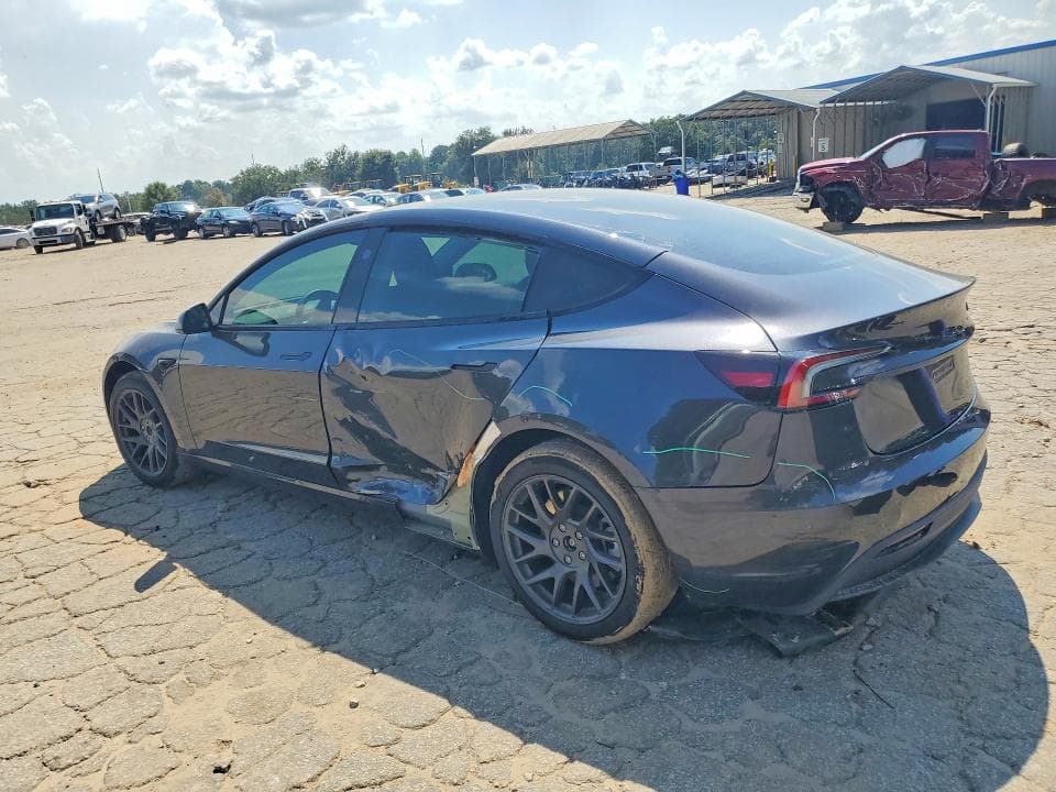 2025 TESLA MODEL 3 2