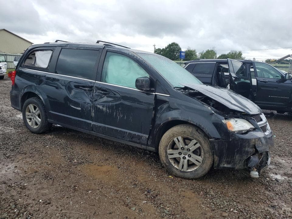 2019 DODGE GRAND CARAVAN SXT 4
