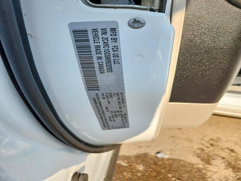 2021 CHRYSLER VOYAGER LXI 13