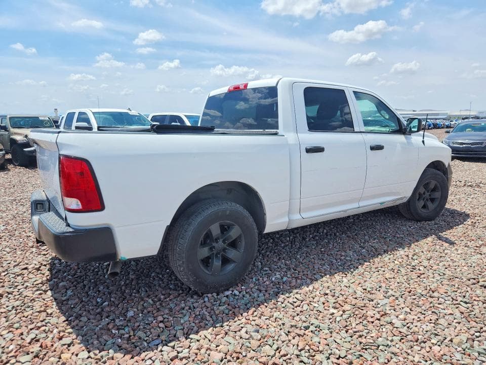 2018 RAM 1500 ST 3