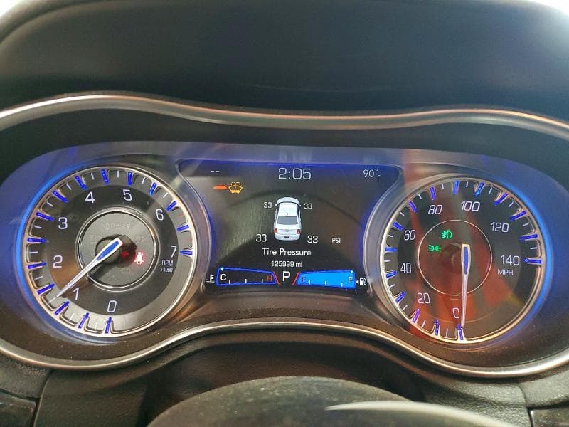 2019 CHRYSLER 300 LIMITED 9