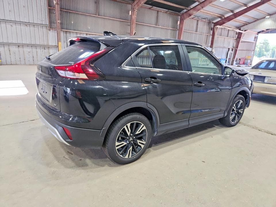 2026 MITSUBISHI ECLIPSE CROSS SE 3