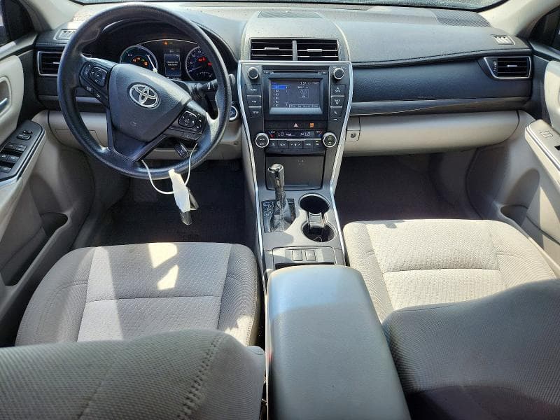 2017 TOYOTA CAMRY HYBRID LE 8
