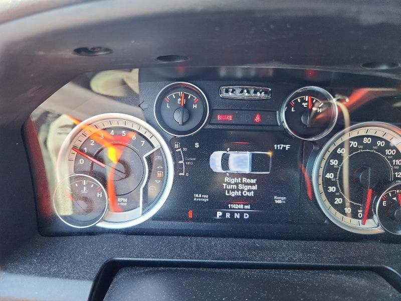 2017 RAM 1500 SLT 9