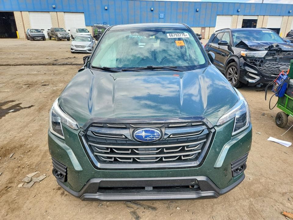 2022 SUBARU FORESTER 5