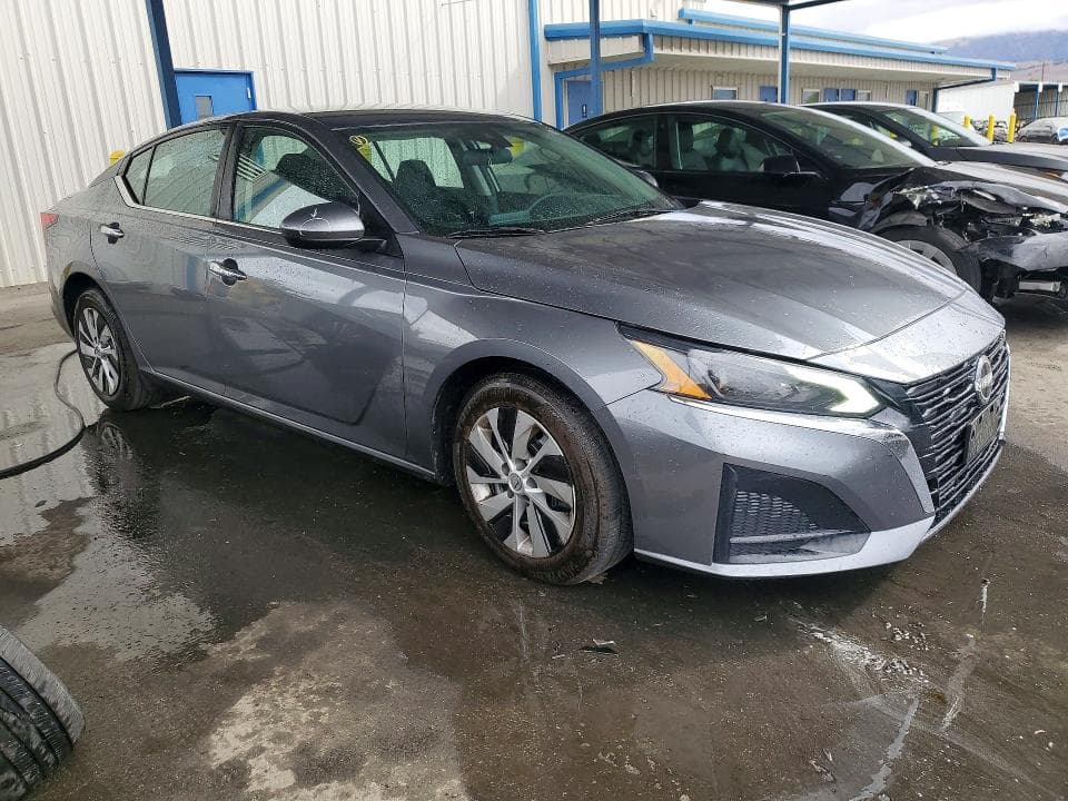 2023 NISSAN ALTIMA S 4