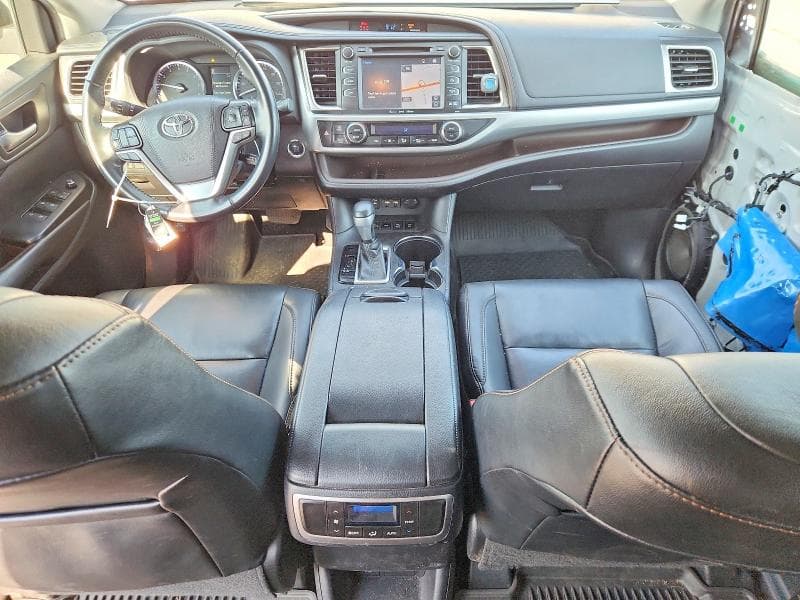 2026 TOYOTA HIGHLANDER XLE 8