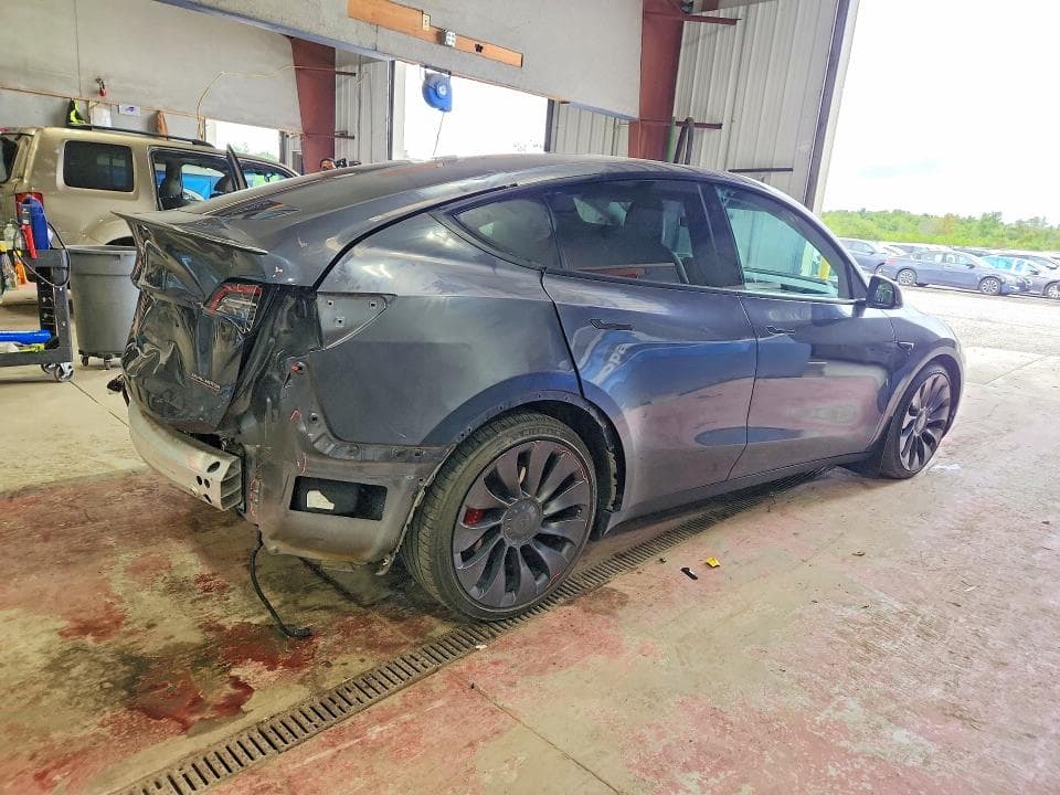 2022 TESLA MODEL Y 3