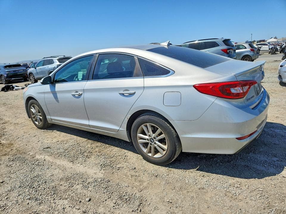2017 HYUNDAI SONATA SE 2