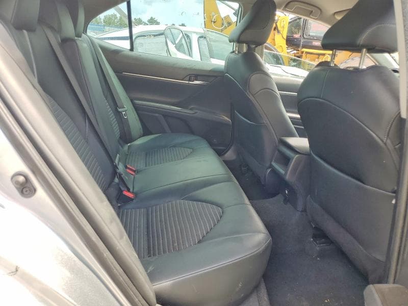 2022 TOYOTA CAMRY SE 10