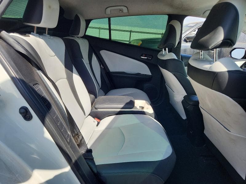 2017 TOYOTA PRIUS PRIME PREMIUM 10