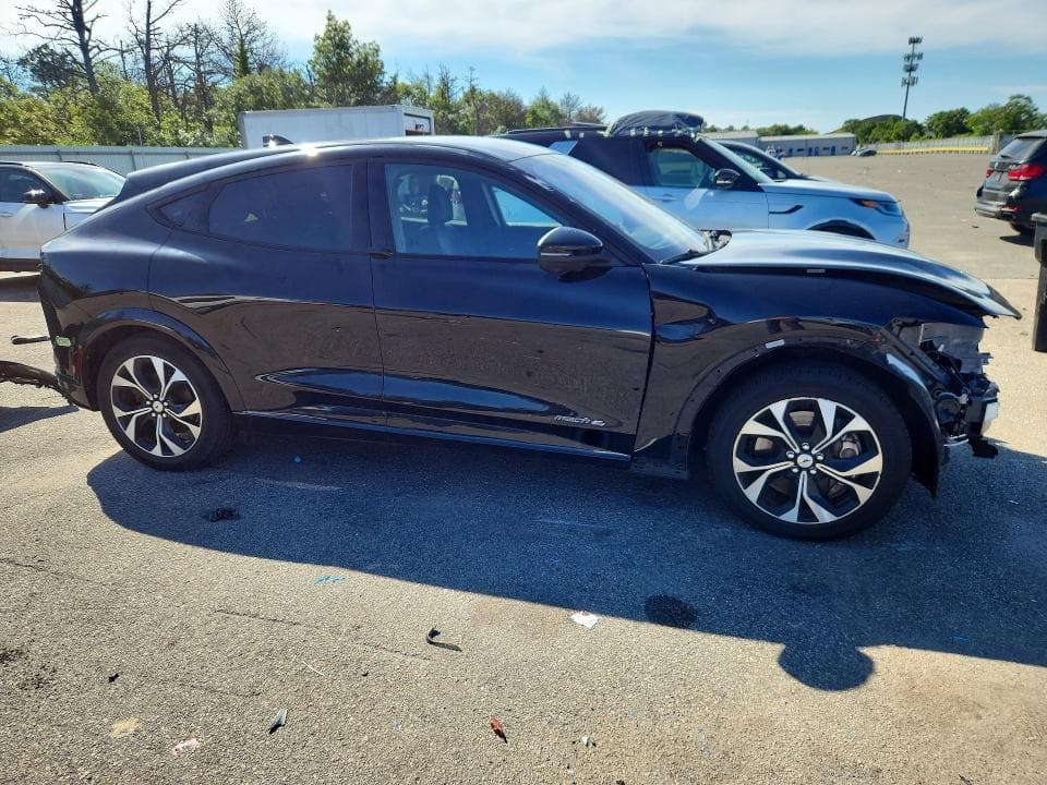2021 FORD MUSTANG MACH-E PREMIUM 4
