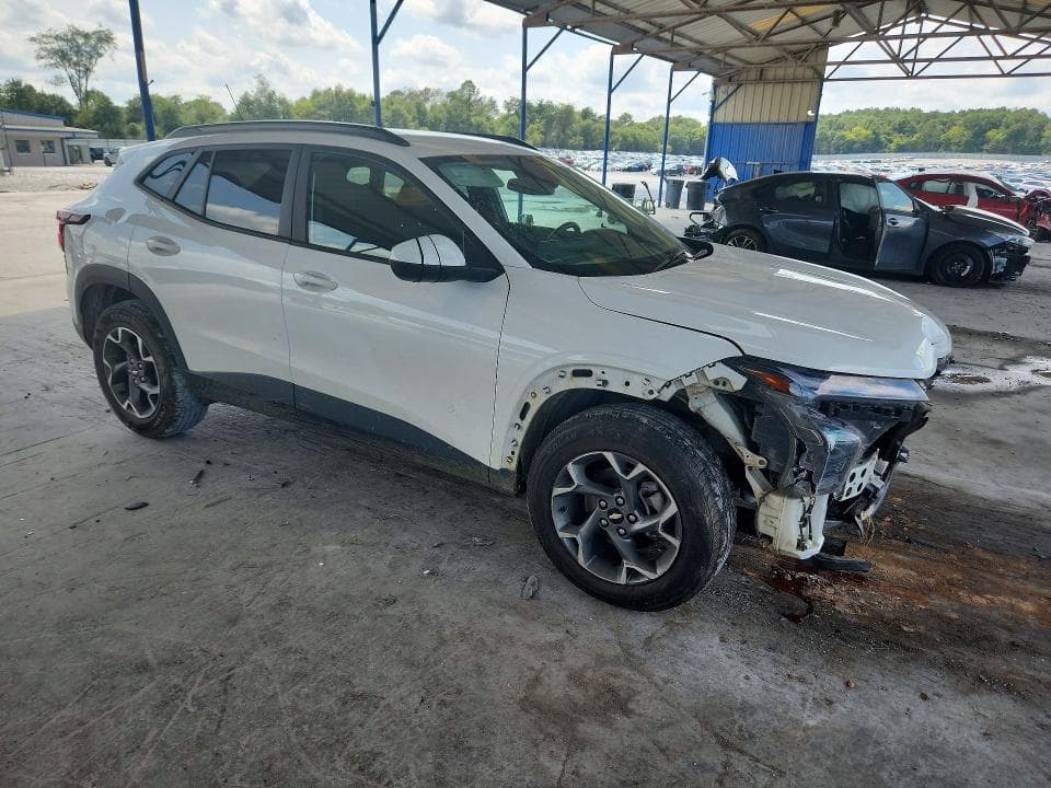 2024 CHEVROLET TRAX 1LT 4
