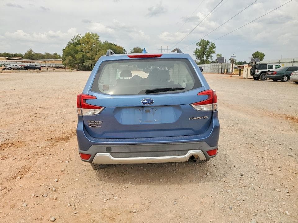 2021 SUBARU FORESTER 6