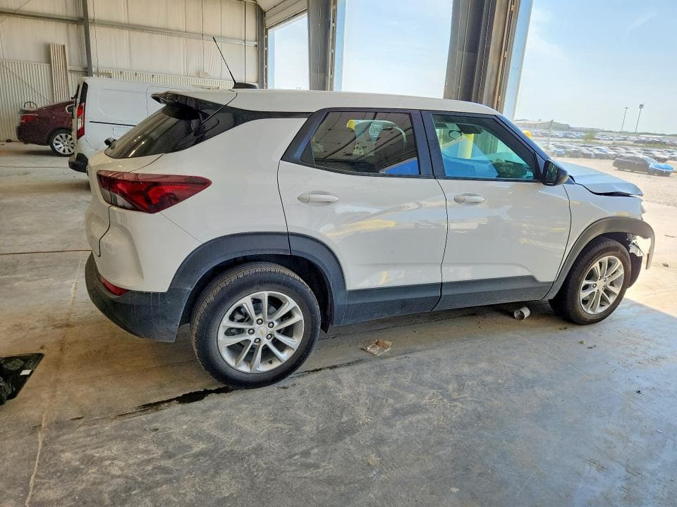 2024 CHEVROLET TRAILBLAZER LS 3