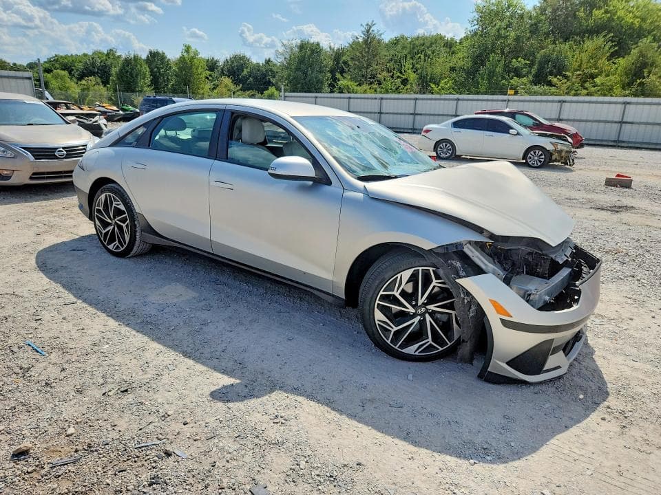 2023 HYUNDAI IONIQ 6 SEL 4