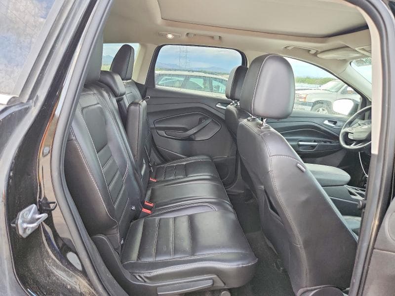 2017 FORD ESCAPE SE 11