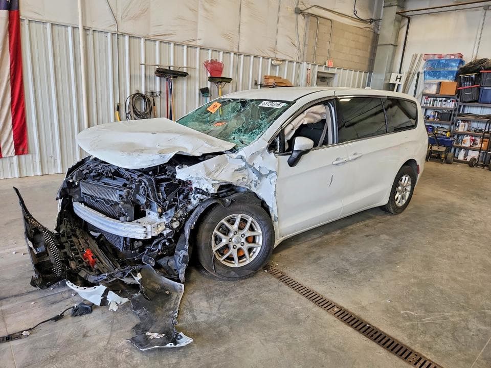 2017 CHRYSLER PACIFICA LX - 1