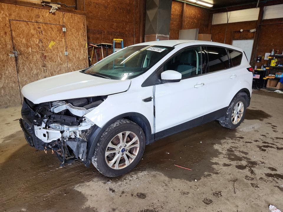 2017 FORD ESCAPE SE - 1