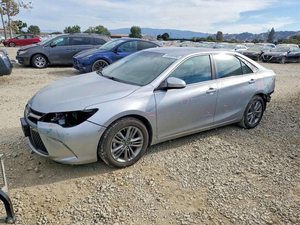 2017 TOYOTA CAMRY SE - 1
