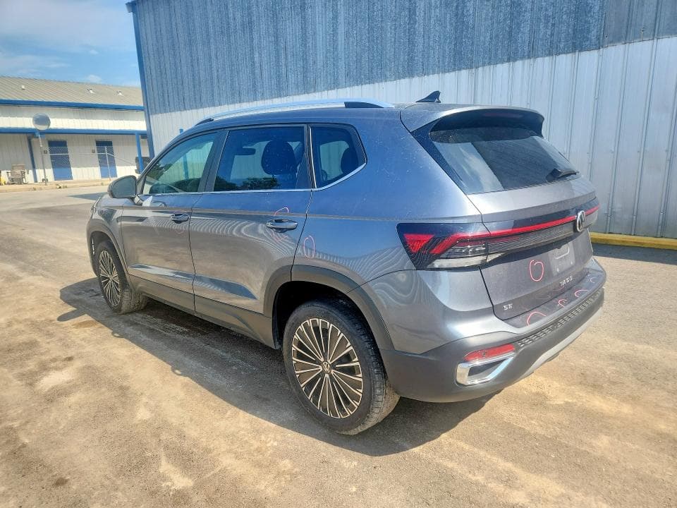 2026 VOLKSWAGEN TAOS SE 2