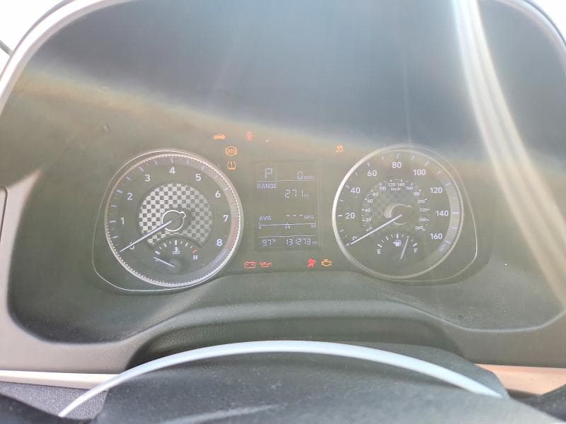 2019 HYUNDAI ELANTRA SE 9