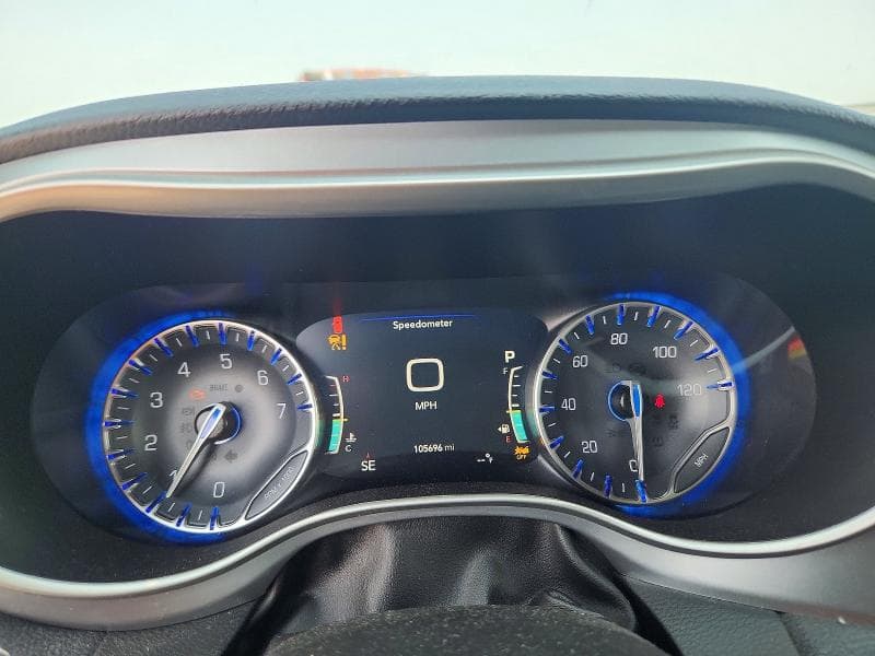 2021 CHRYSLER PACIFICA TOURING 9