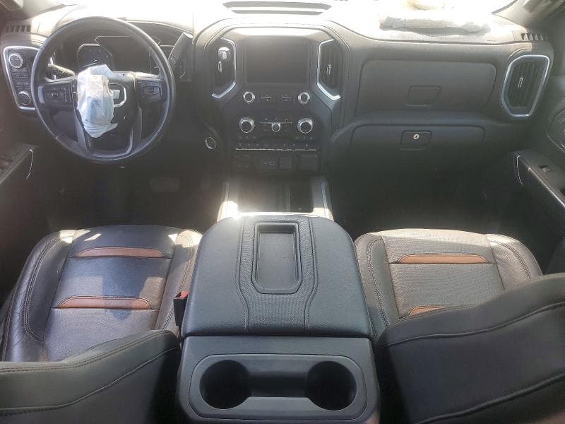 2021 GMC SIERRA K2500 SLT 8