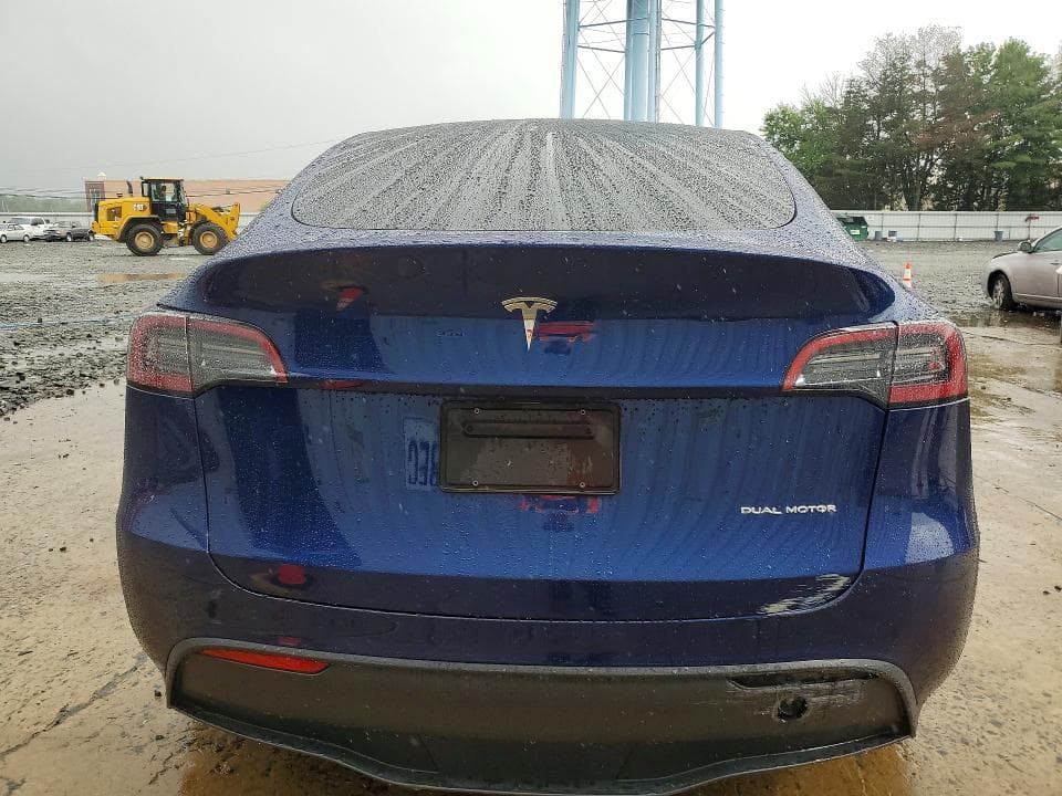 2023 TESLA MODEL Y 6