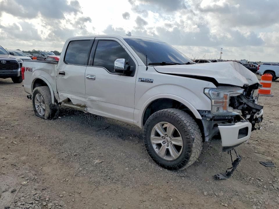 2019 FORD F150 SUPERCREW 4