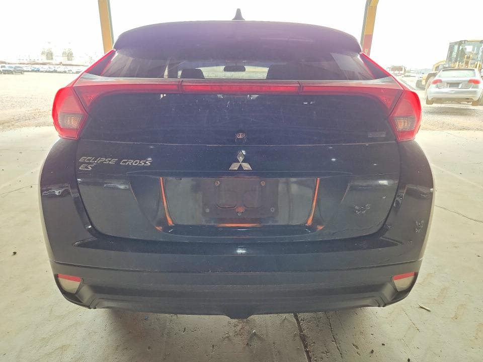 2020 MITSUBISHI ECLIPSE CROSS ES 6