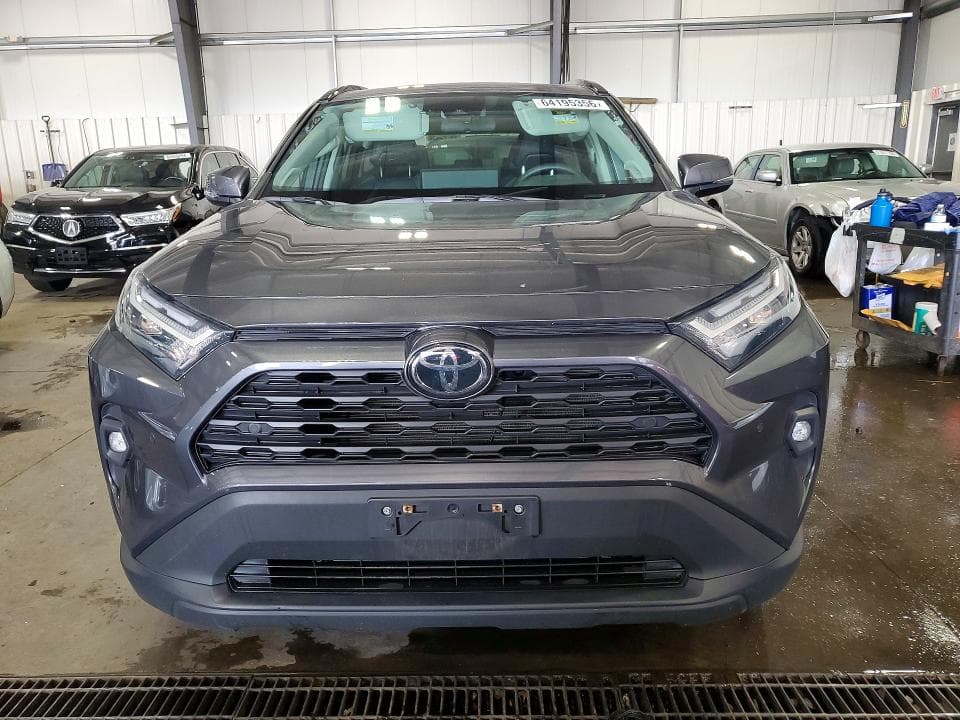 2024 TOYOTA RAV4 XLE PREMIUM 5