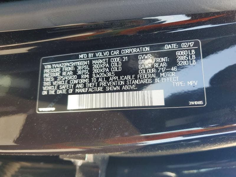 2017 VOLVO XC90 T6 14