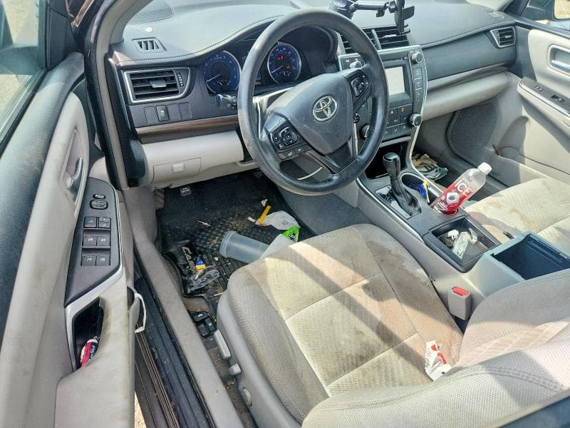2017 TOYOTA CAMRY LE 8