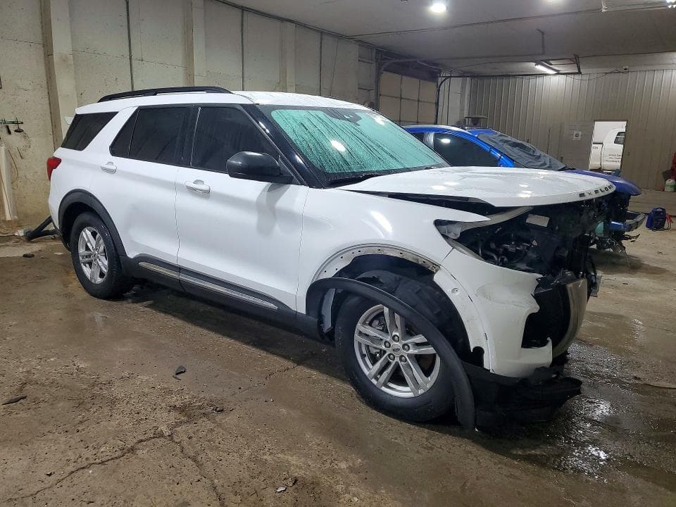 2020 FORD EXPLORER XLT 4