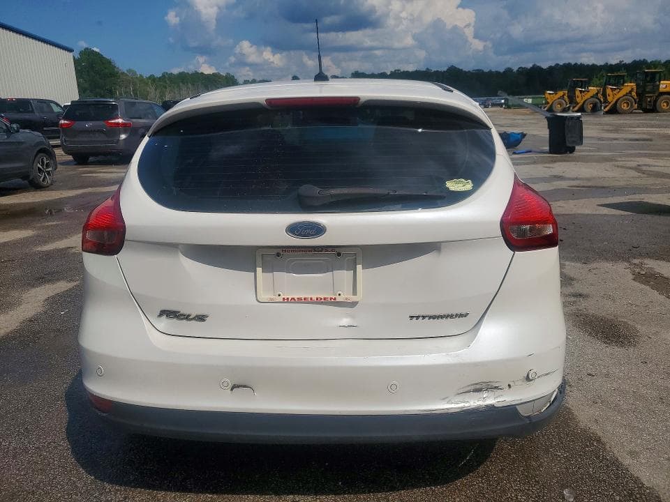 2017 FORD FOCUS TITANIUM 6