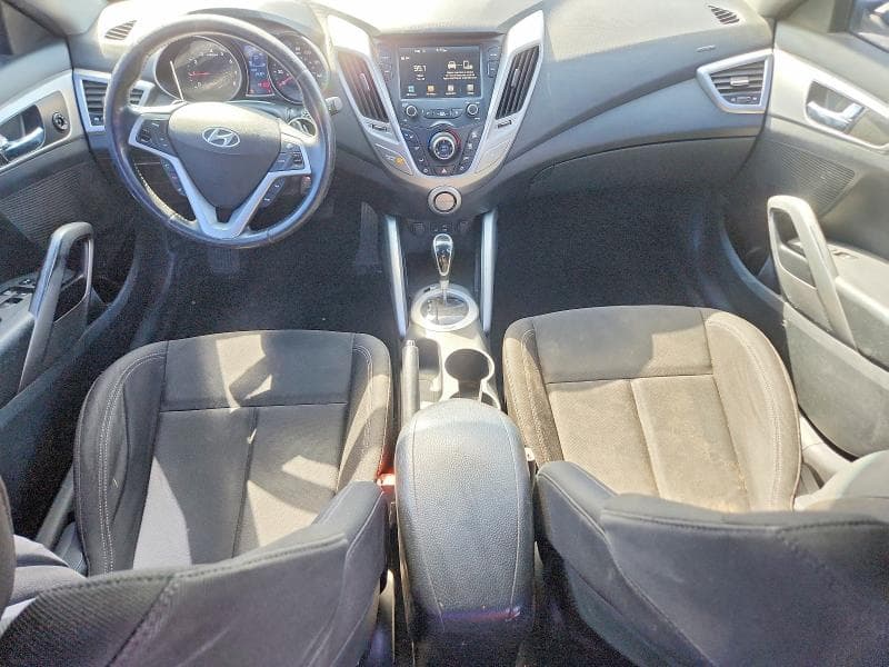 2017 HYUNDAI VELOSTER BASE 8