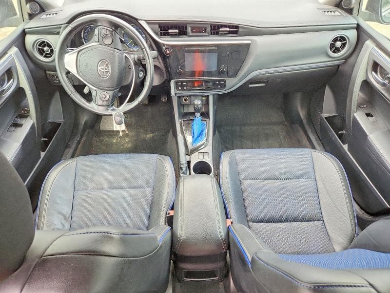 2019 TOYOTA COROLLA SE 8