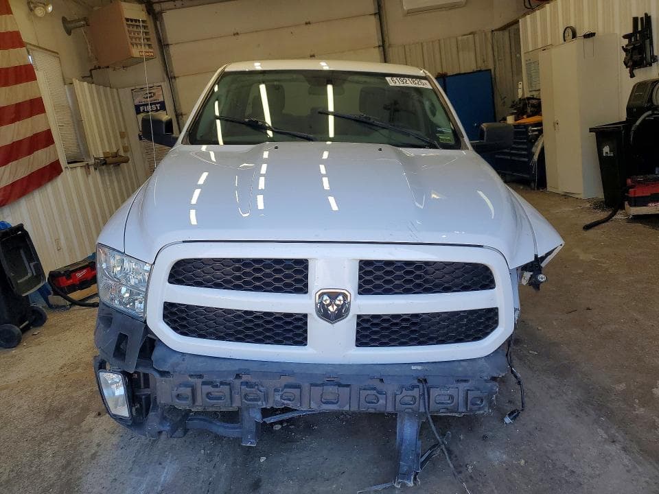 2018 RAM 1500 ST 5