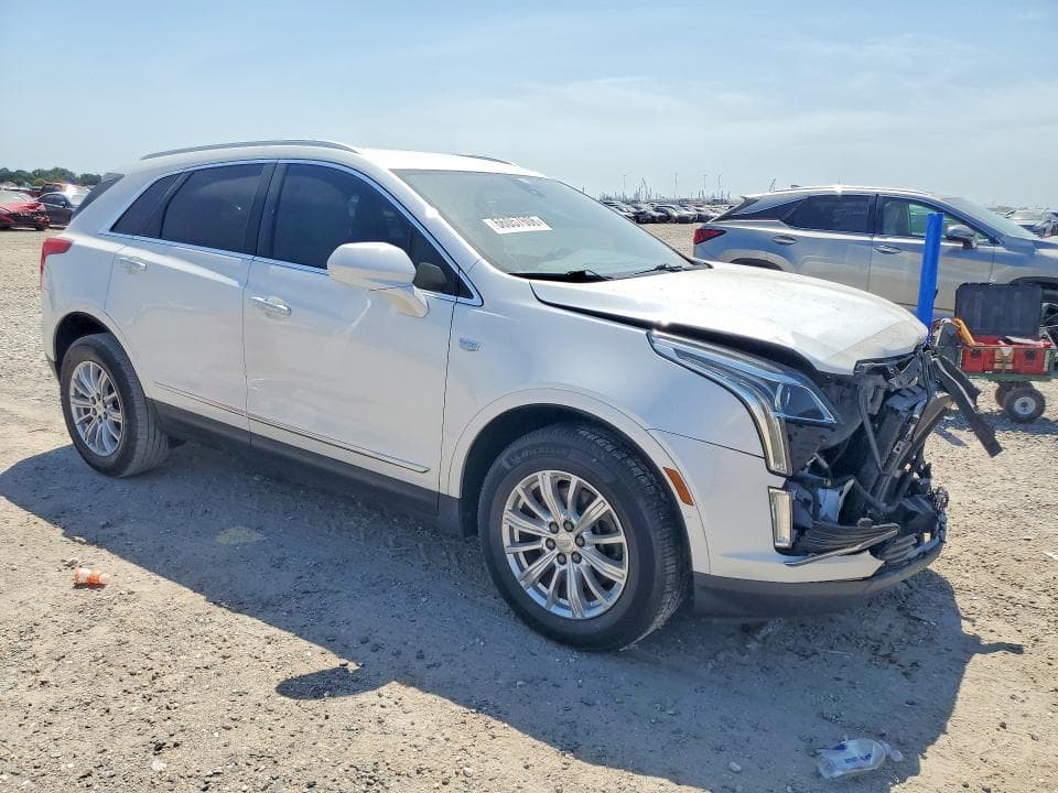 2019 CADILLAC XT5 4