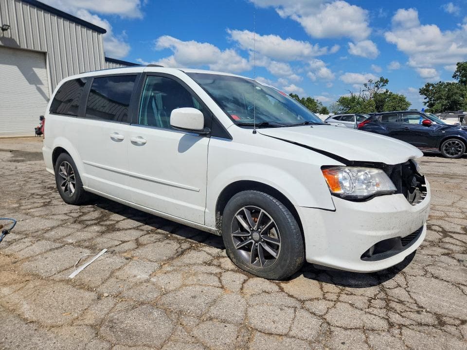 2017 DODGE GRAND CARAVAN SXT 4